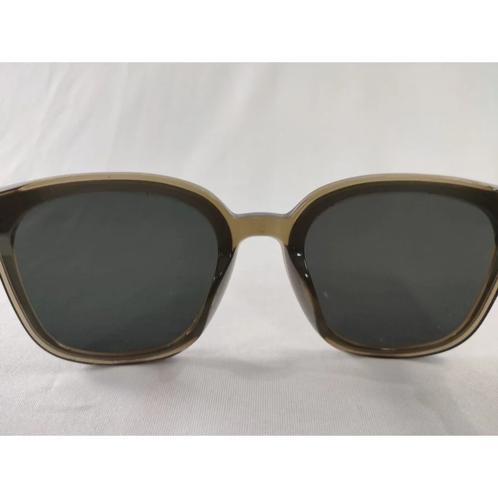 Gentle Monster LIBE KC1 Sunglasses Translucent Khaki Grey Square Flatba Frame‎